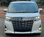 Toyota Alphard 2019 White for sale