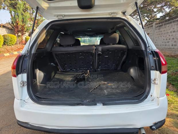 Nissan Wingroad 2006 White