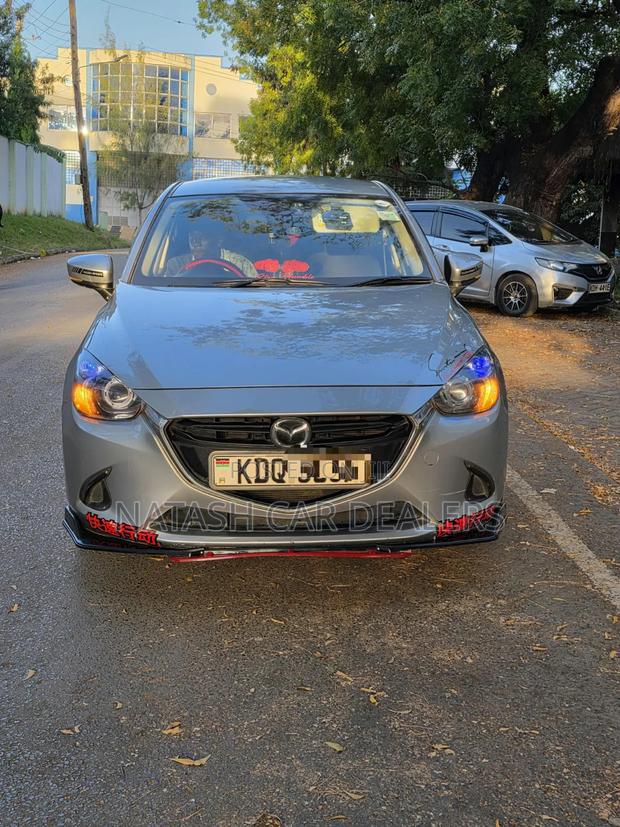 Mazda Demio 2017 Gray