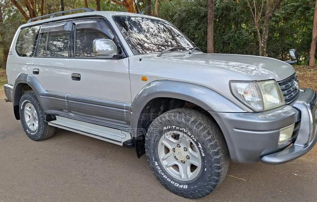 Toyota Land Cruiser Prado 3.0 D-4D 2002 Silver