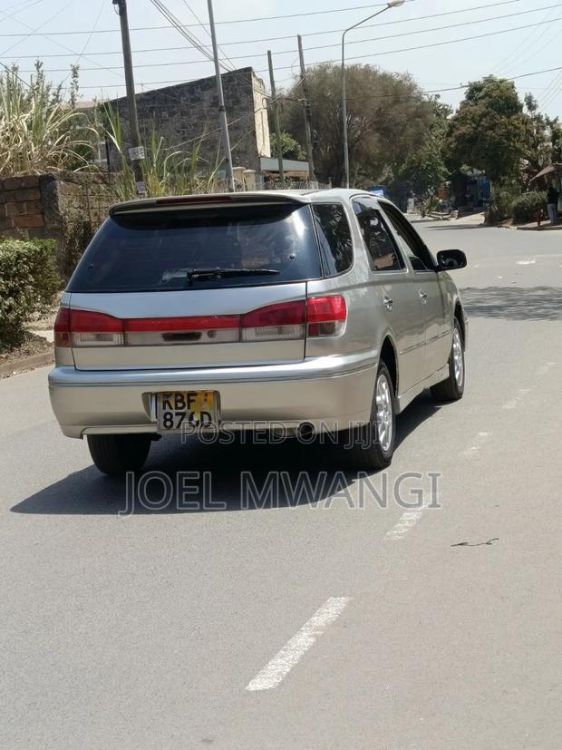 Toyota Vista 2002 Silver