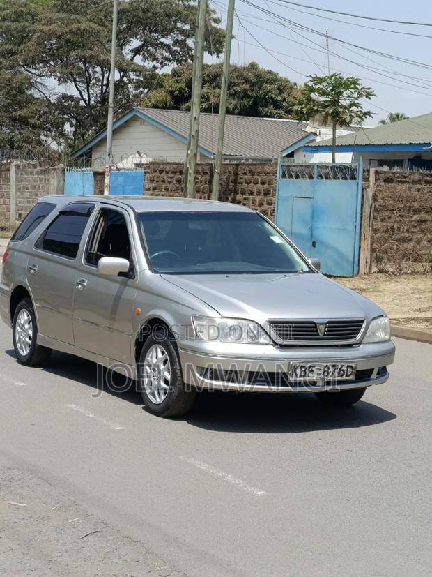 Toyota Vista 2002 Silver
