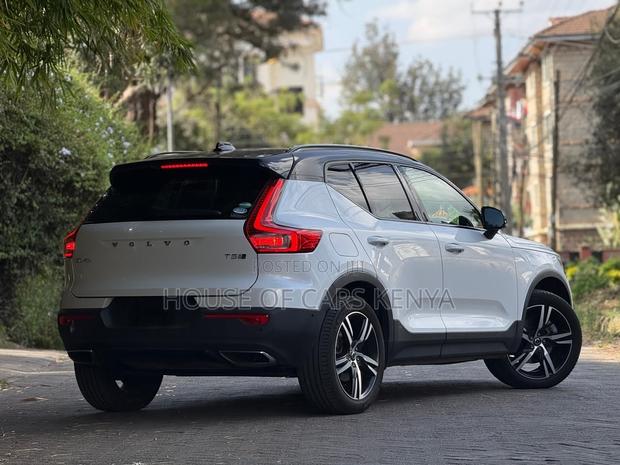 Volvo XC40 2019 White