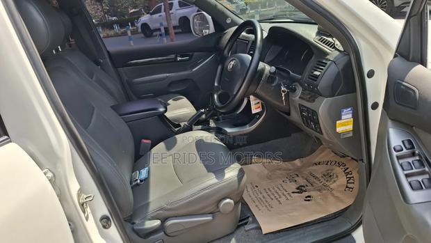 Toyota Land Cruiser Prado 2.7 i 16V 2007 White