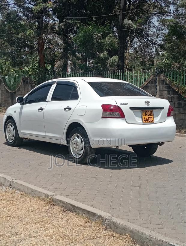 Toyota Belta 2007 White