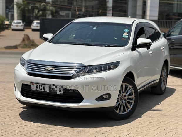 Toyota Harrier 2014