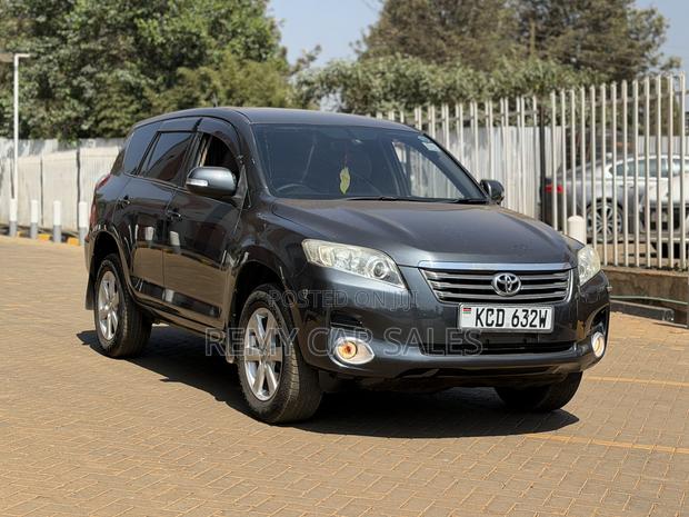 Toyota Vanguard 2008 Gray
