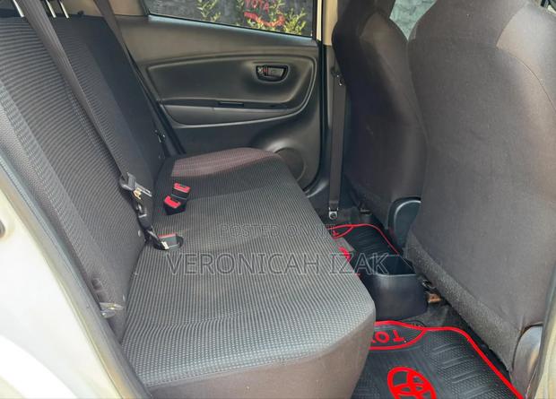Toyota Vitz 2017 White