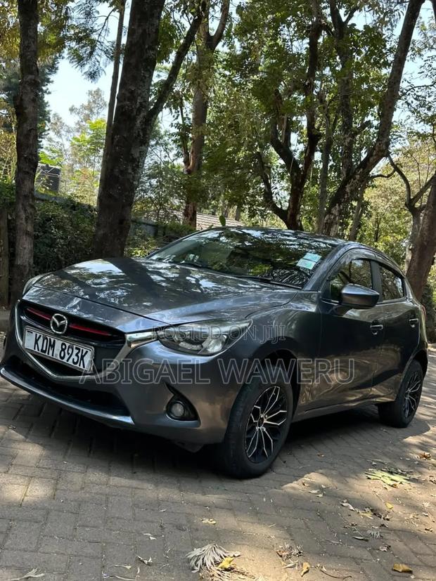 Mazda Demio 2017 Gray
