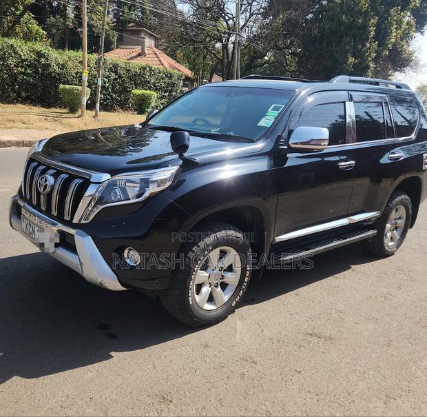 Toyota Land Cruiser Prado 2013 Black