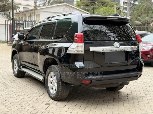 Toyota Land Cruiser Prado 2014 Black