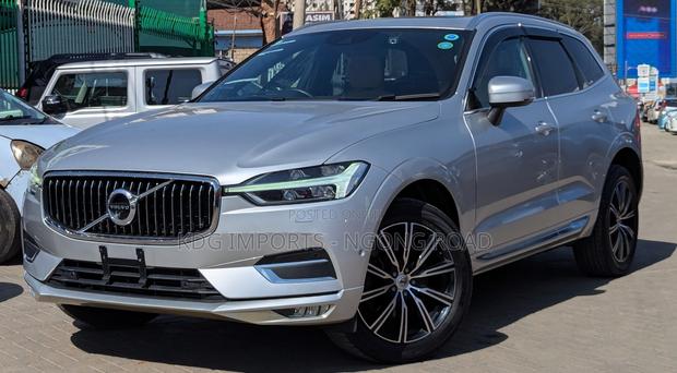 Volvo XC60 2019 Silver