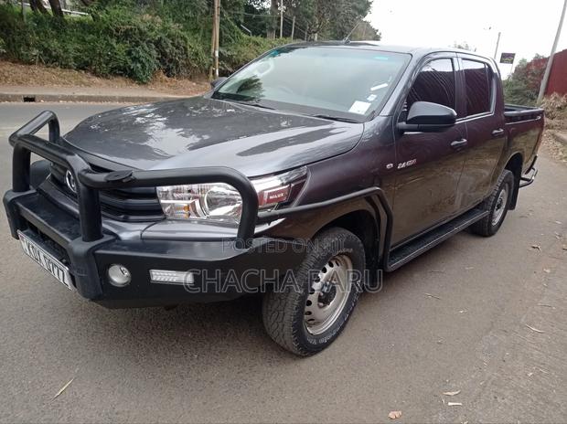 Toyota Hilux Revo Double Cab Deisel 2.4 AWD 2021 Gray