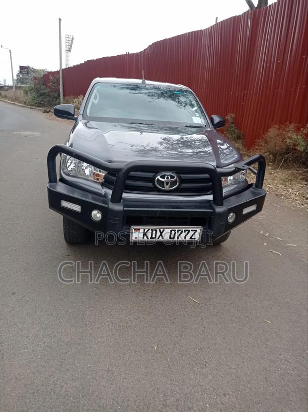 Toyota Hilux Revo Double Cab Deisel 2.4 AWD 2021 Gray