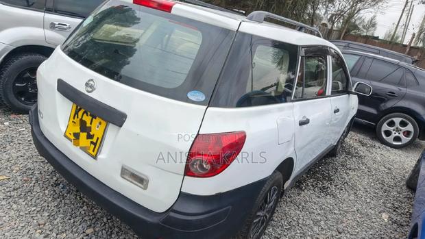 Nissan Advan 2013 White