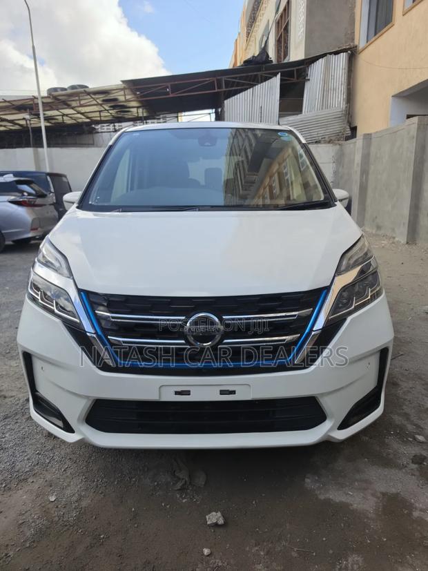 Nissan Serena 2019 White