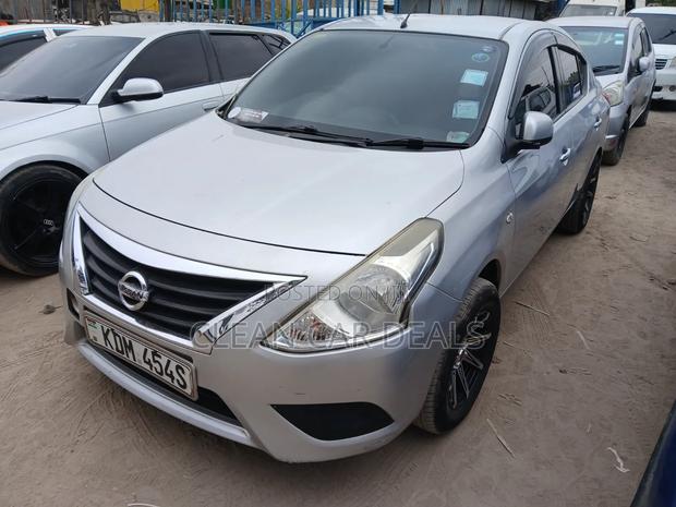 Nissan Latio 1.2 2016 Silver