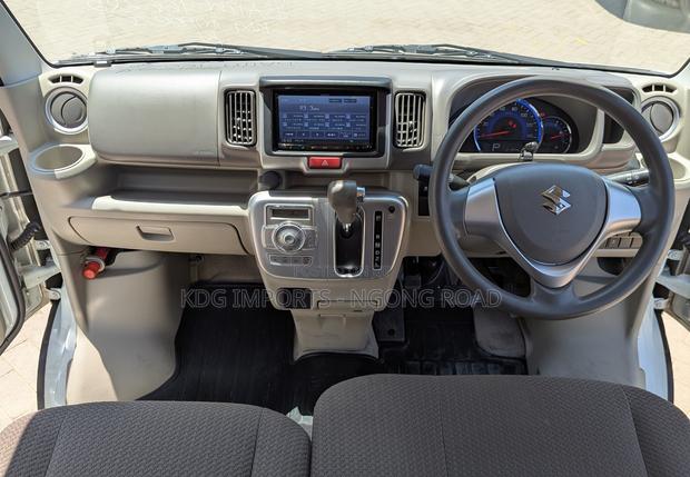 Suzuki Every Wagon 2019 White