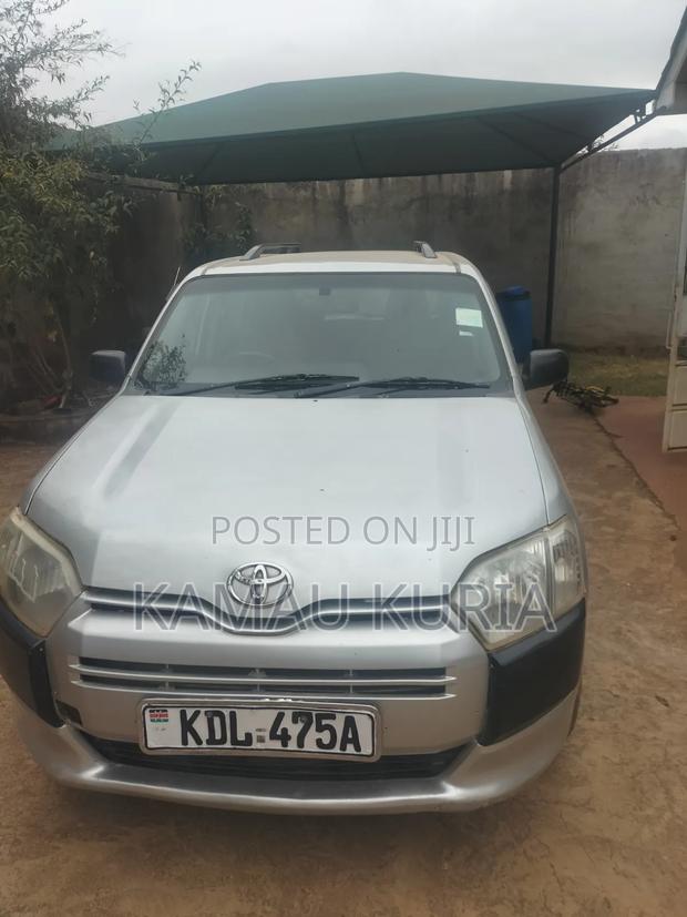 Toyota Probox 2016 Silver