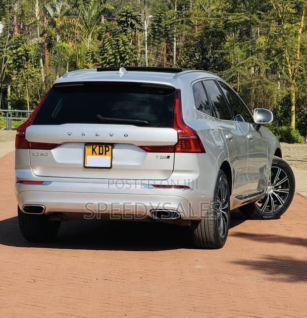 Volvo XC60 2017 Silver