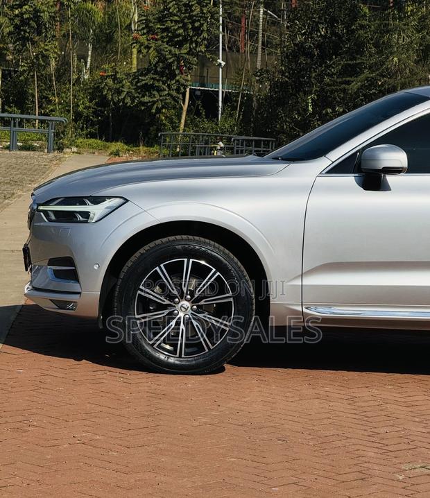 Volvo XC60 2017 Silver