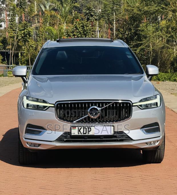 Volvo XC60 2017 Silver
