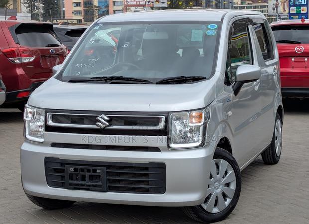 Suzuki Wagon R 2019 Silver