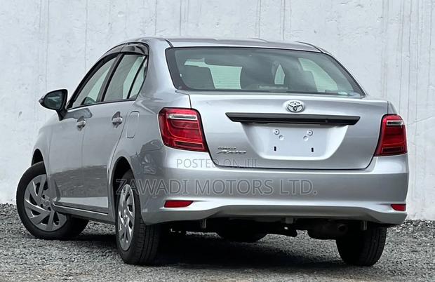 Toyota Axio 1.5 G 2WD 2019 Silver