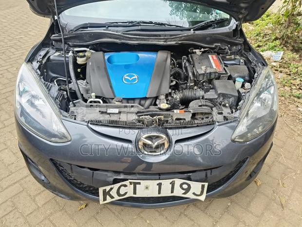 Mazda Demio 2012 Gray