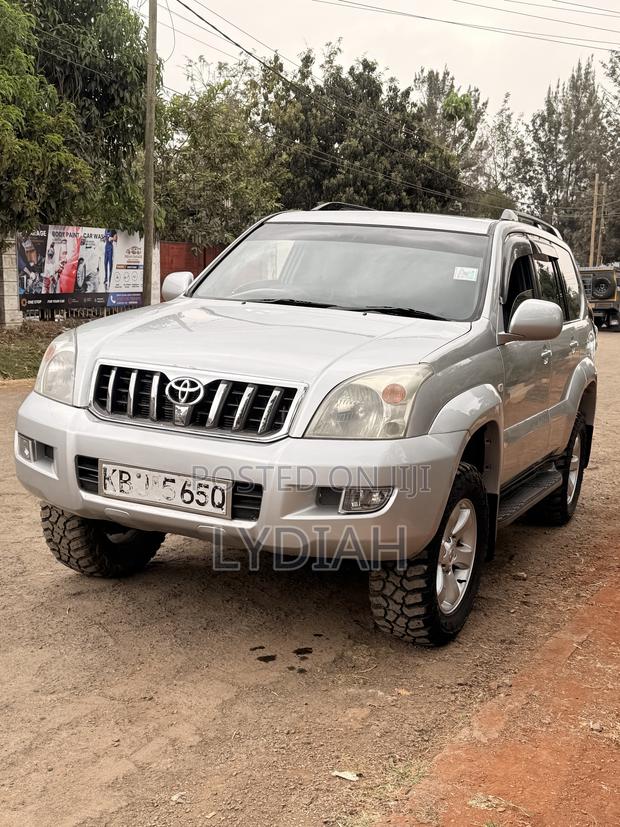 Toyota Land Cruiser Prado 2004 Silver