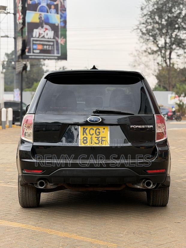 Subaru Forester 2010 Black