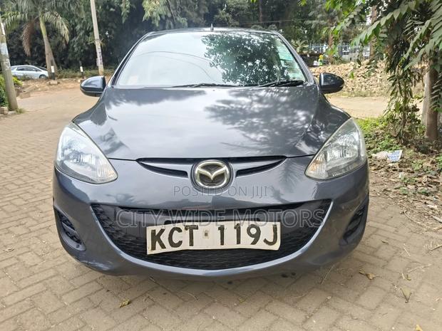 Mazda Demio 2012 Gray
