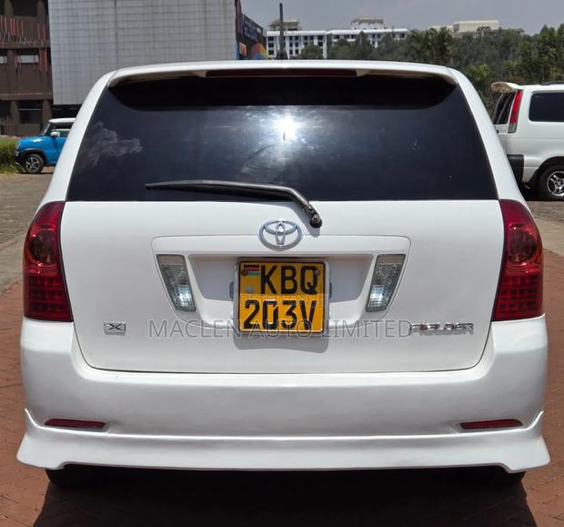 Toyota Corolla Fielder 2006 White