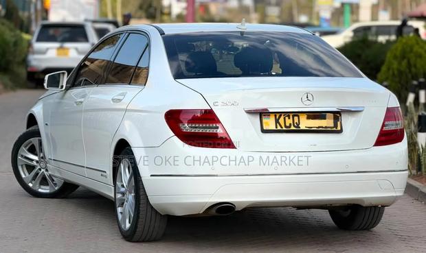 Mercedes-Benz C200 2011 White