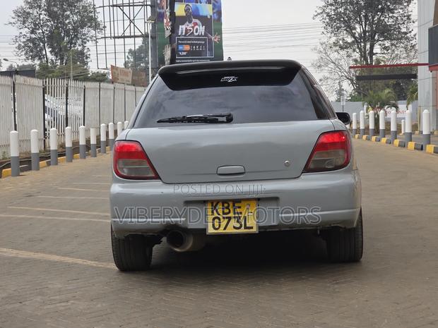 Subaru Impreza 2001 Gray