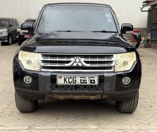 Mitsubishi Pajero 2008 Black