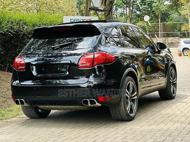 Porsche Cayenne 2014 Black