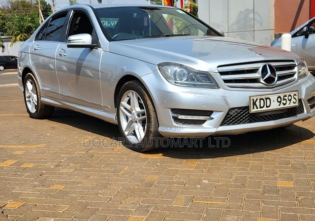 Mercedes-Benz C200 2014 Silver