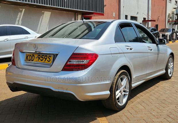Mercedes-Benz C200 2014 Silver