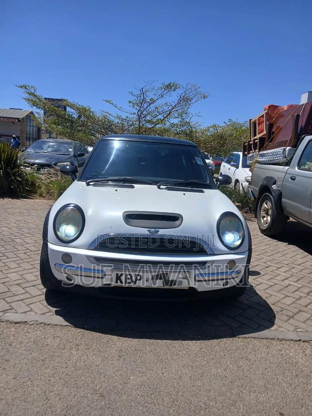 Mini Cooper Base 2003 White