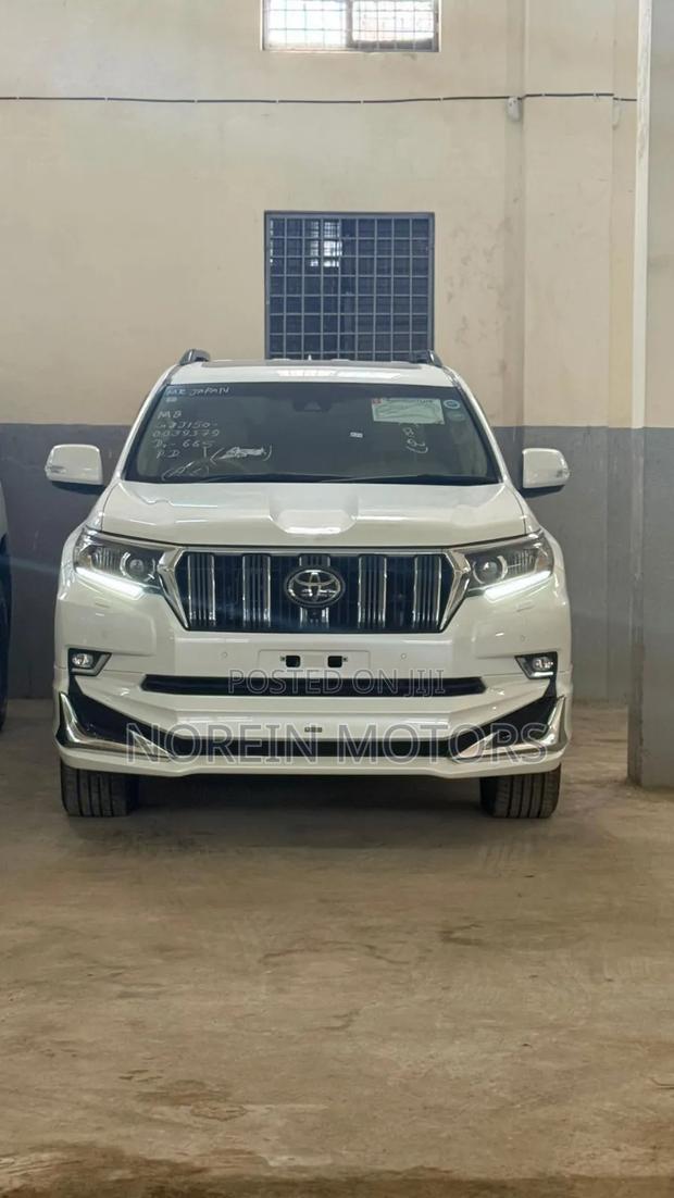 Toyota Land Cruiser Prado 2021 Pearl