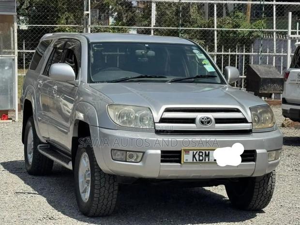 Toyota Hilux 2003 Silver