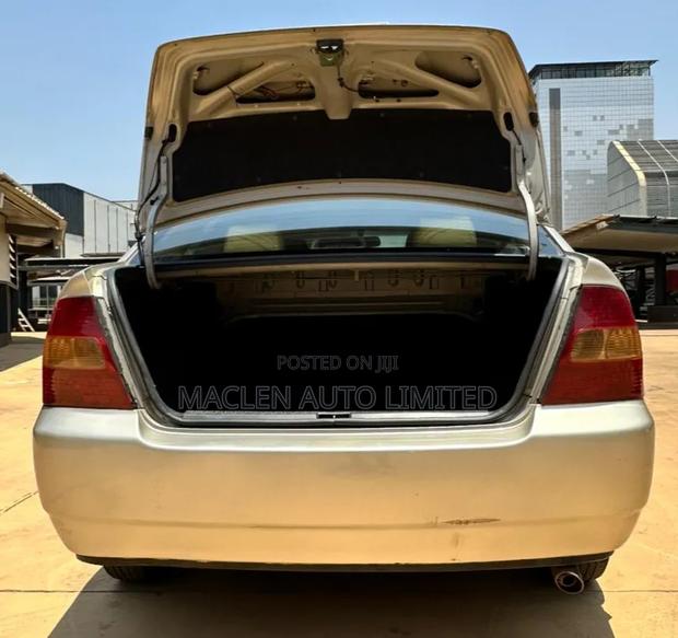 Toyota Corolla 2003 Gold
