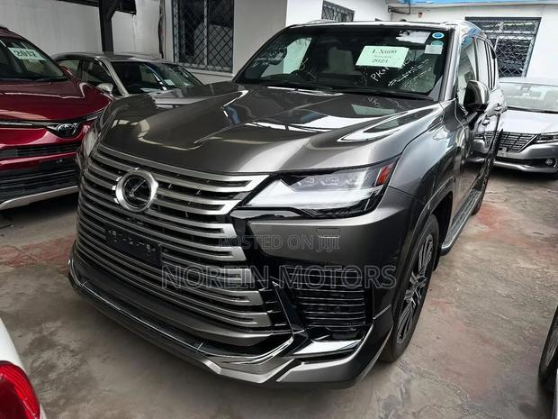 Lexus LX 2023 Gray