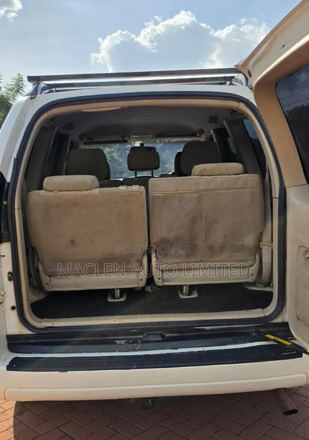 Toyota Land Cruiser Prado 2004 White
