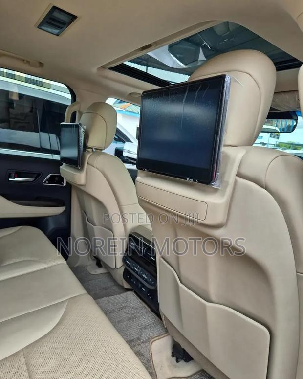 Toyota Land Cruiser 2024 Matt Black