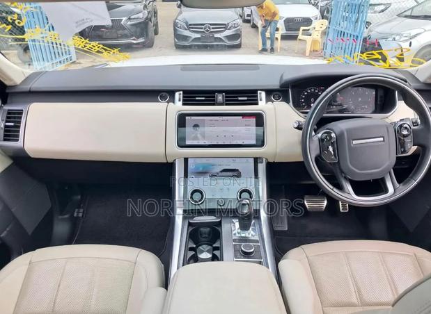 Land Rover Range Rover Sport 2019 White