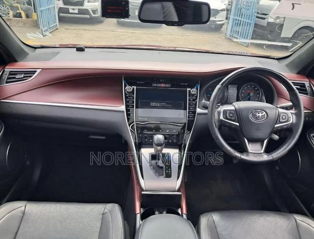 Toyota Harrier 2019 Red