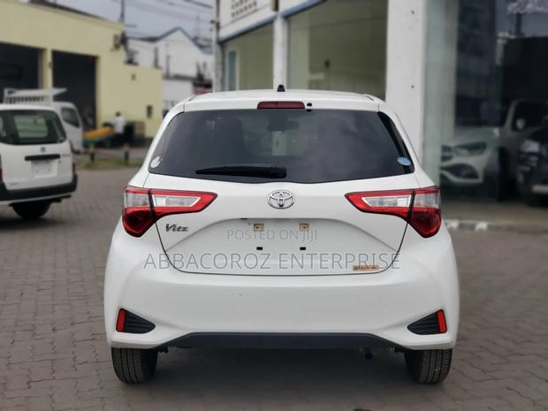 Toyota Vitz 2018 White