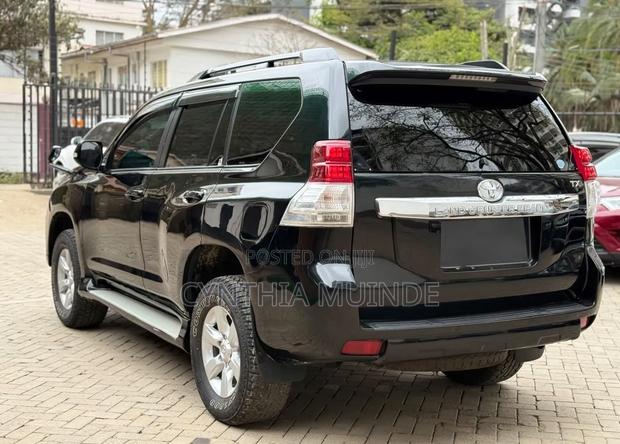 Toyota Land Cruiser Prado 2014 Black